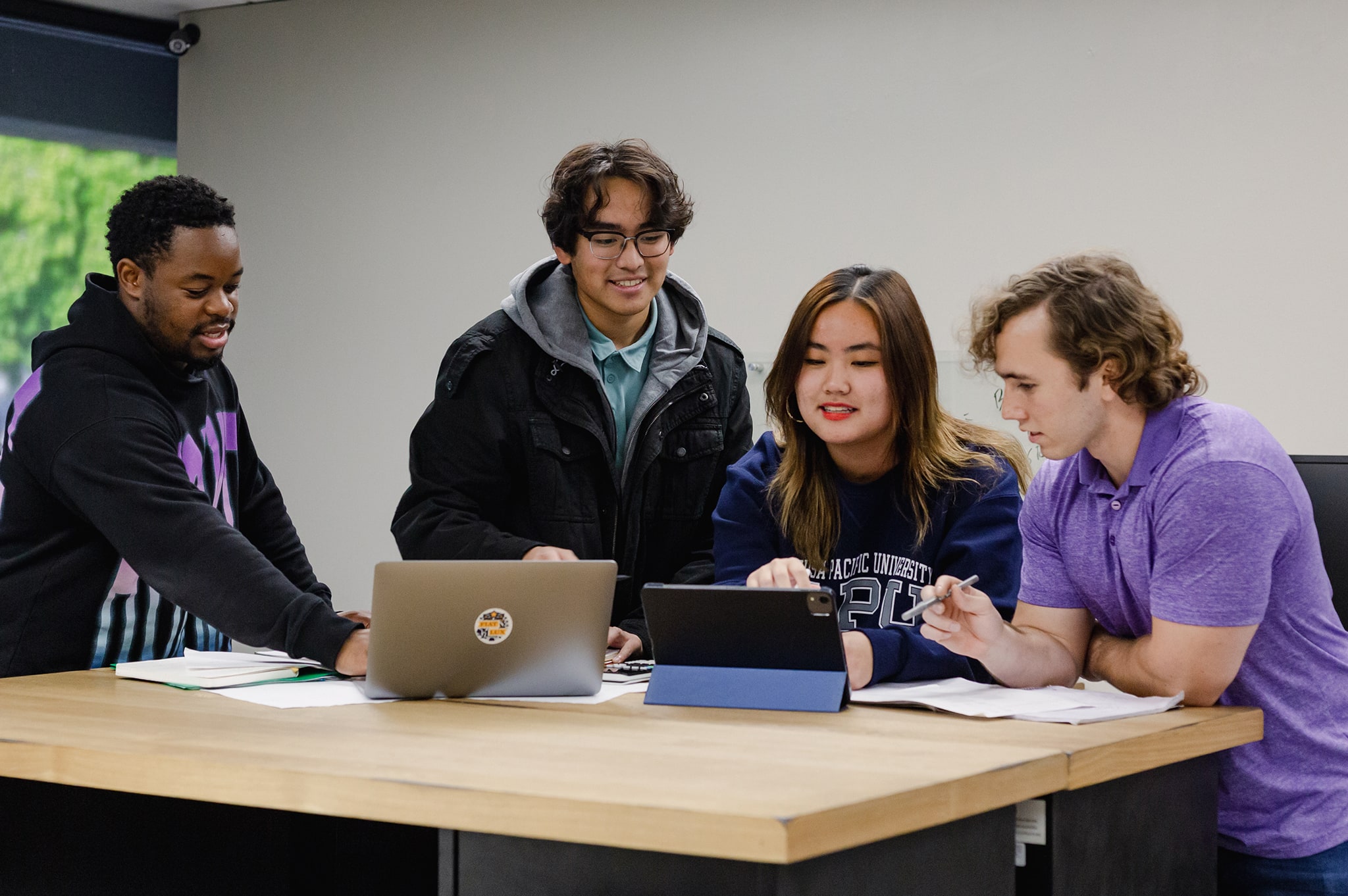 professor speaking to students in class