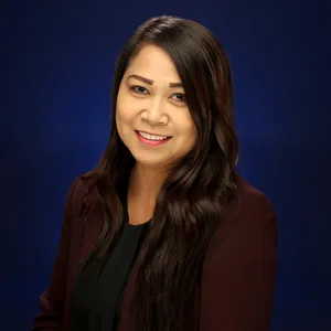 Evangeline's headshot